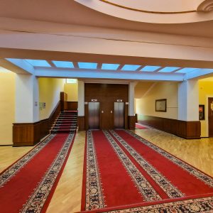 Лифт в 1 корпусе в санатории Орджоникидзе в городе Кисловодске - фотография