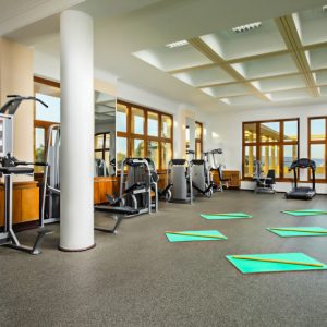 Тренажерный зал в санатории Орджоникидзе в городе Кисловодске - фотография