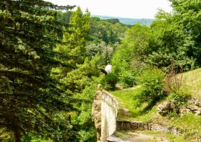 Скульптура Орла в санатории Орджоникидзе в городе Кисловодске - фотография