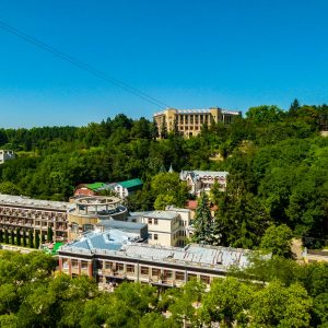 3 корпус в санатории Орджоникидзе в городе Кисловодске - фотография