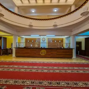 Регистратура в санатории Орджоникидзе в городе Кисловодске - фотография