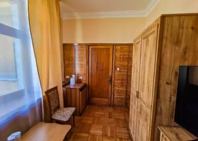 Номер «Студия» в санатории Орджоникидзе в городе Кисловодске - фотография